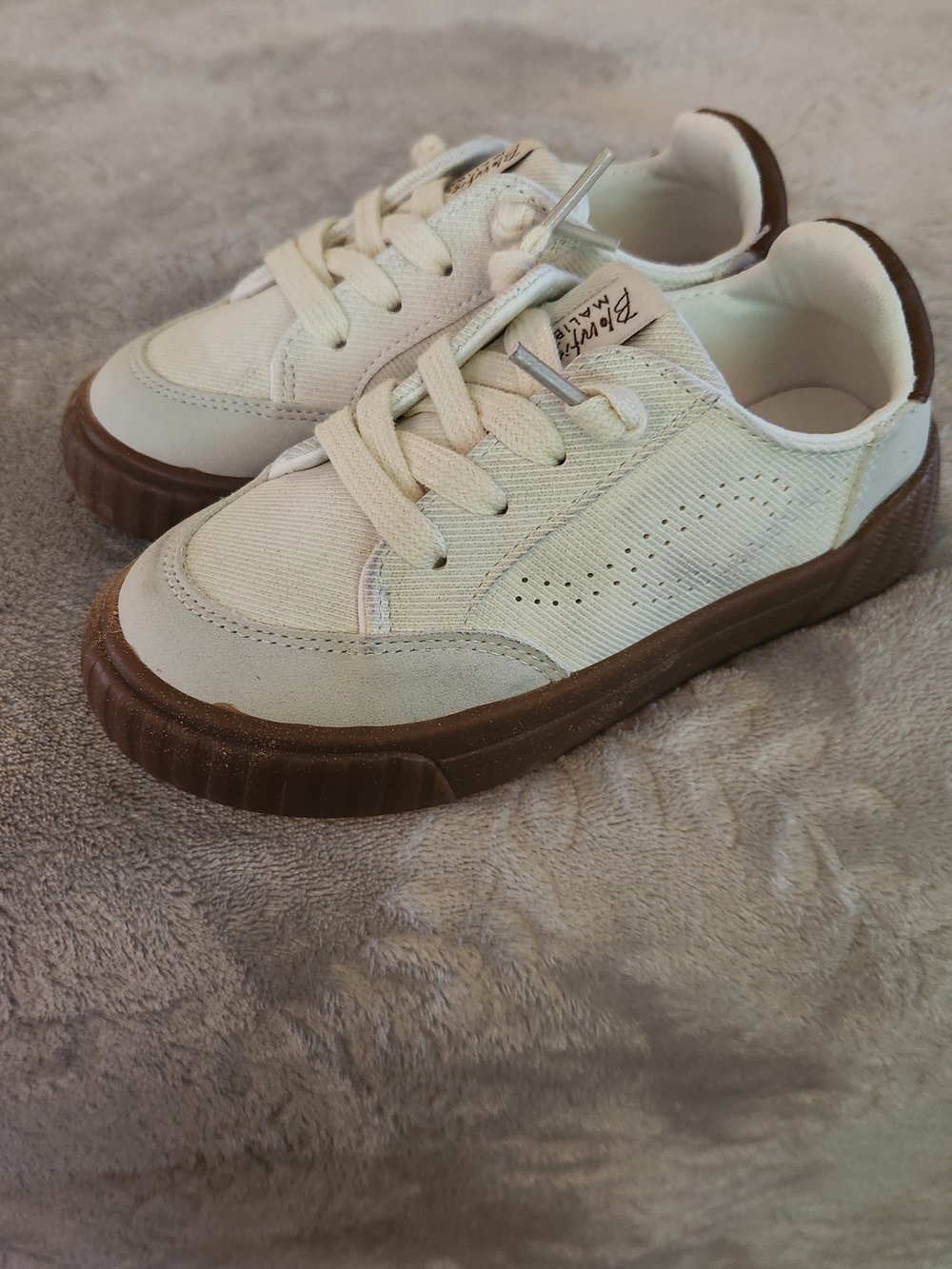 Blowfish Malibu 10t Girls/ Boys Easy Slipon Tan Shoes